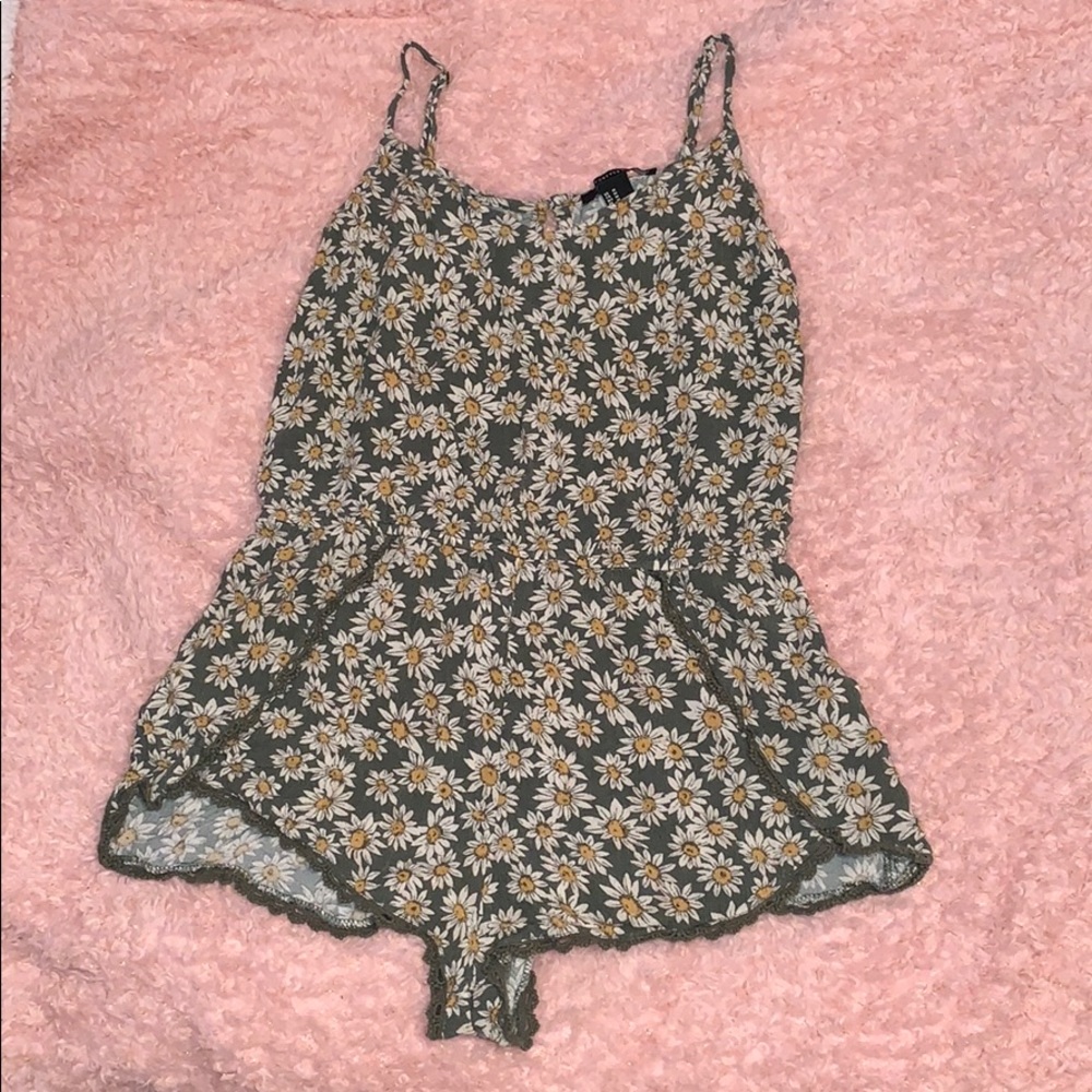Daisy romper